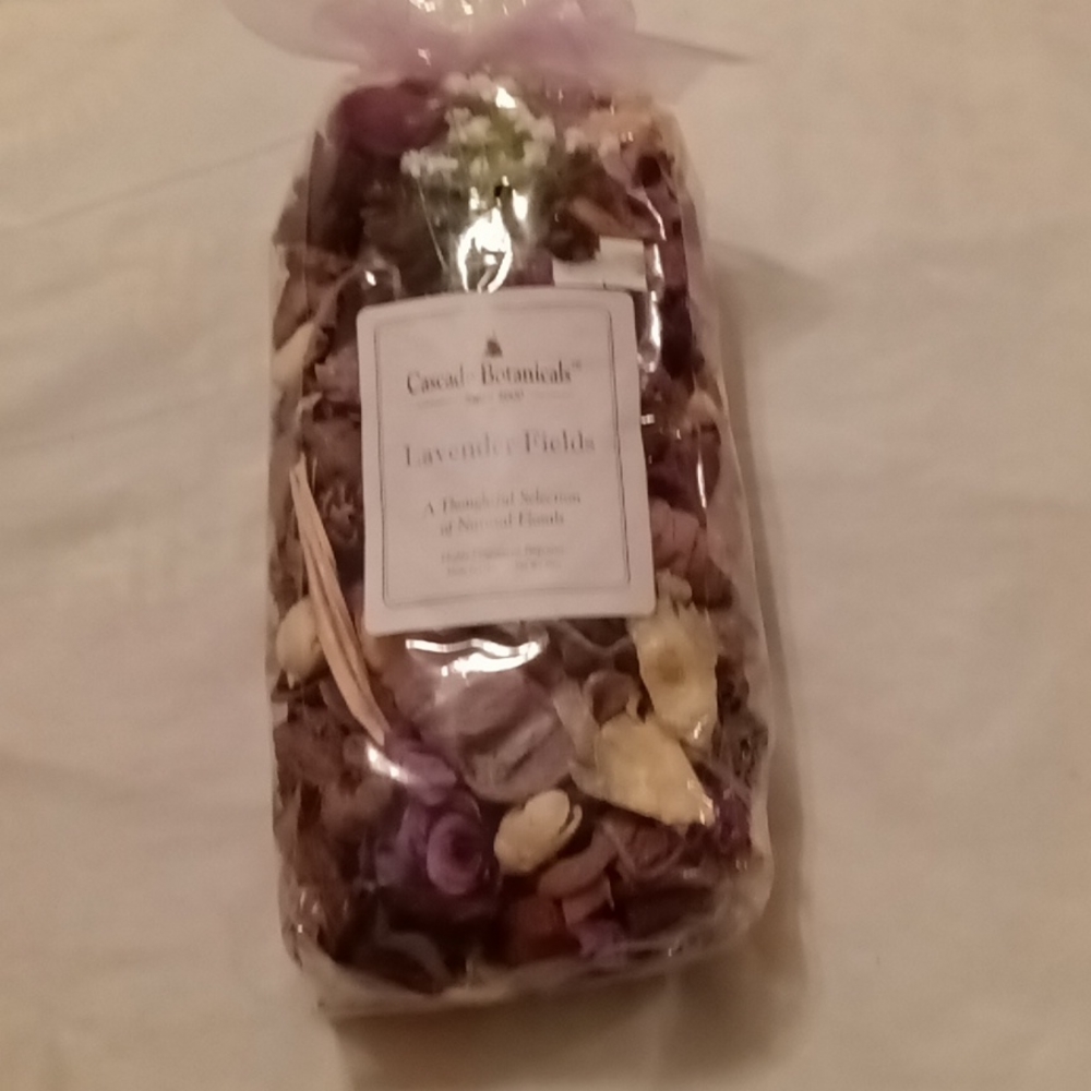 Cascade Botanicals/lavaendar Field
